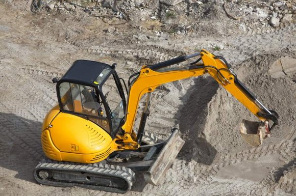 Entreprise spécialiste de l’enrochement de bord de route en montagne 